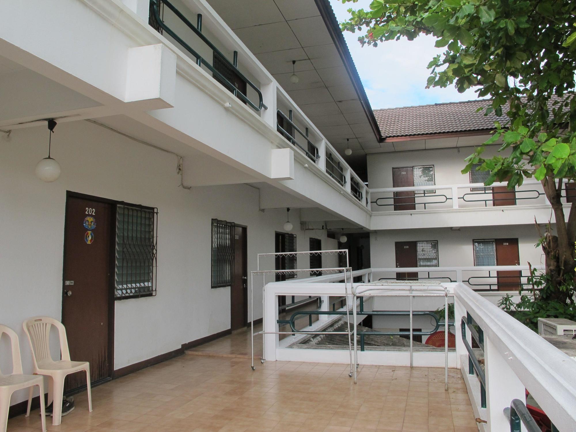 Neo Court Hotel เชียงใหม่ ภายนอก รูปภาพ